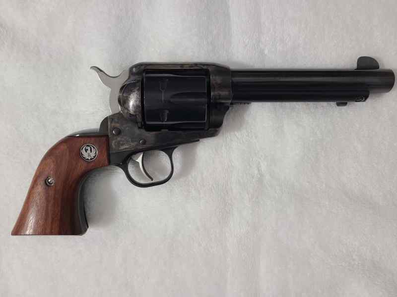 Ruger Vaquero 45 LC SA