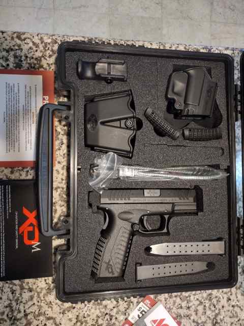 Springfield Arms XDM-9