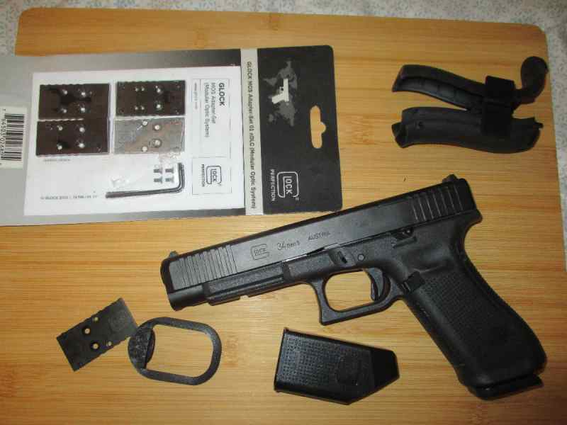 Glock 34 gen 5 MOS with plates