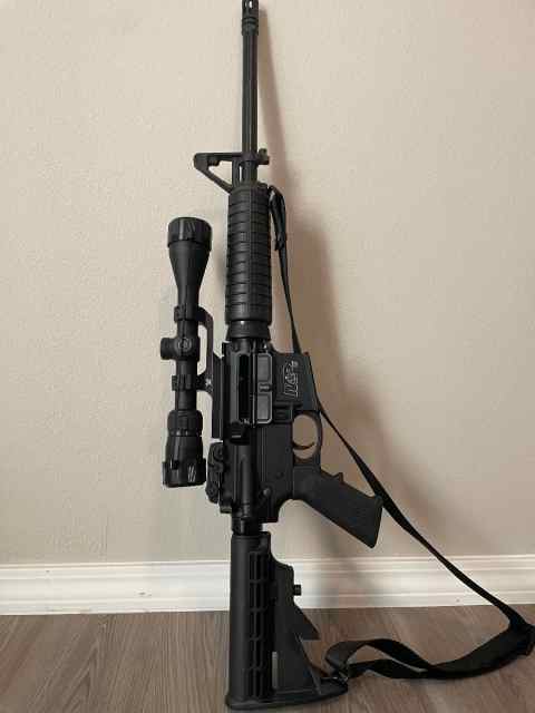 SMITH &amp; WESSON M&amp;P 15 SPORT II + SCOPE