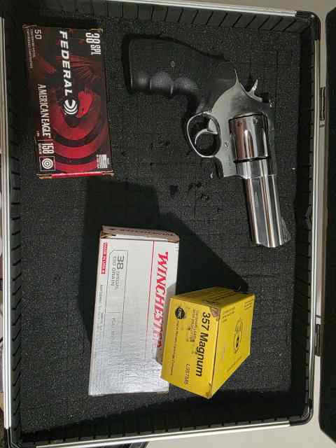 Taurus 608 .357 .38 +p