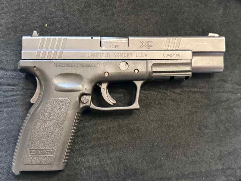 Springfield XD 40 SW Full Size