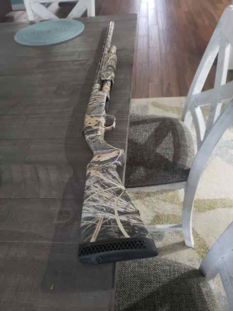 Mossberg 500 12ga left-handed 