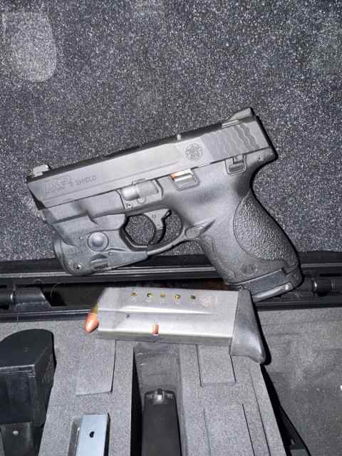 M&amp;P Shield 9mm with TLR6 light/laser REDUCED
