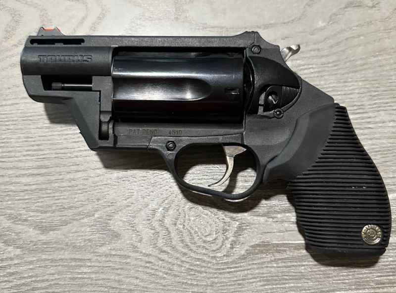 Taurus Judge Defender