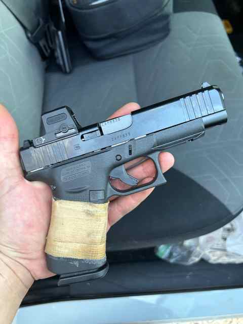 Glock 48 MOS w/ Holosun EPS Carry