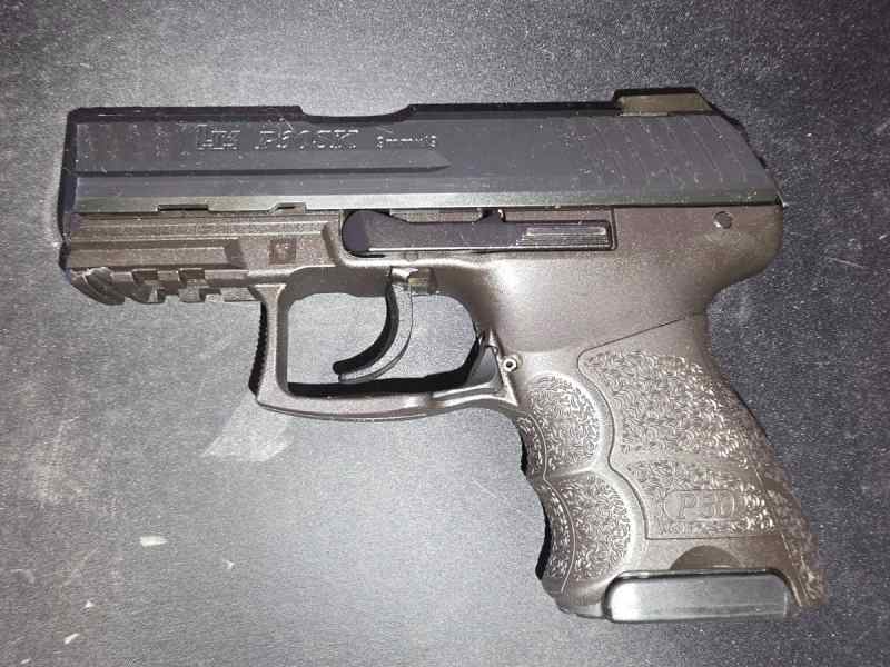 HK P30SK 9mm Mint Condition