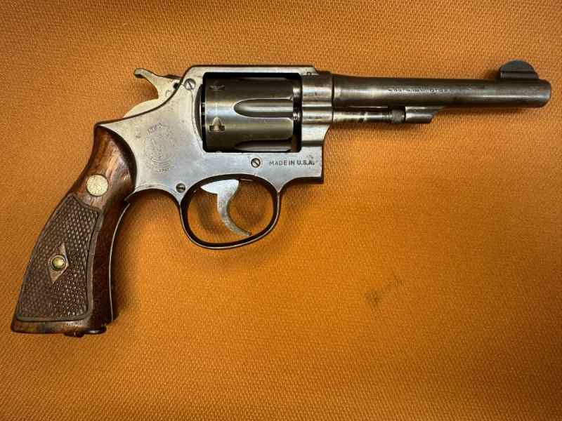 Smith &amp; Wesson Victory Model - 5&quot; - 38 S&amp;W
