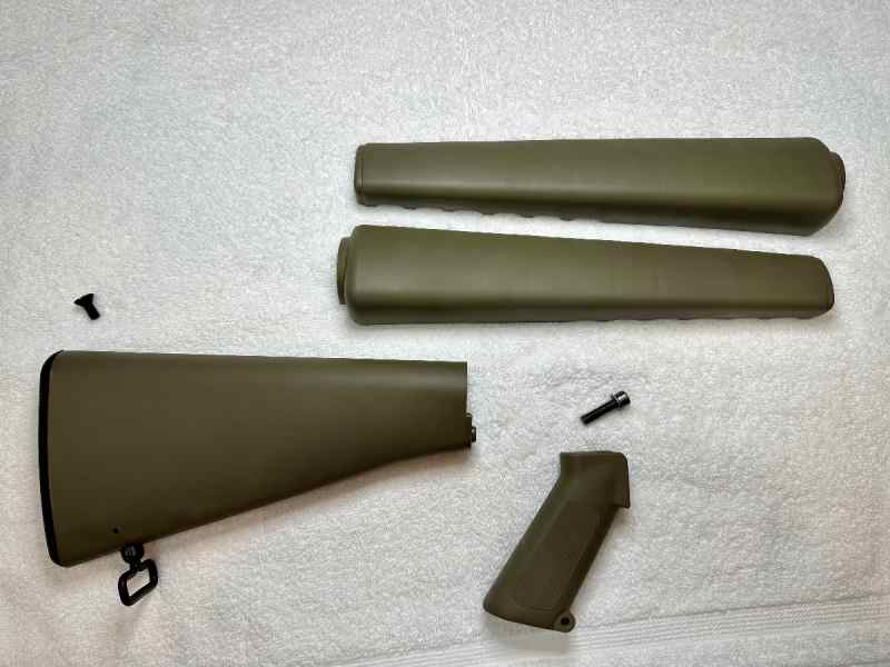 Brownells Retro Colt 601 Green Furniture 